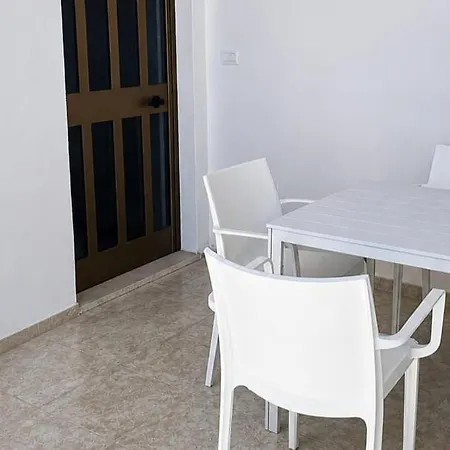 Lodge Sole E Mare