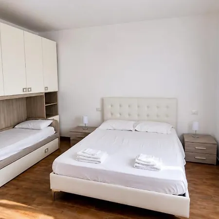 Lodge Sole E Mare