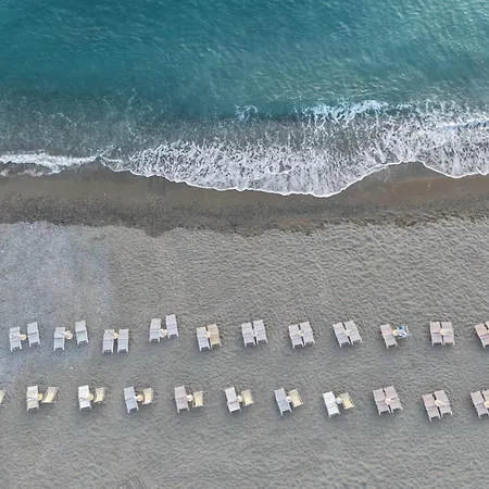 Lodge Sole E Mare